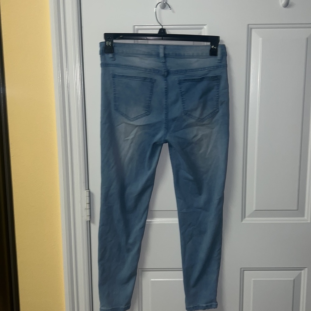 Jeans - Picture 2 of 2